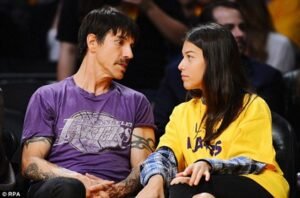 anthony kiedis wife