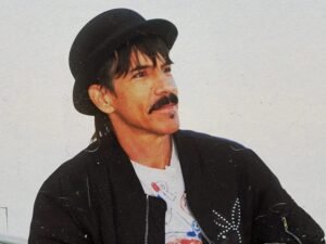 anthony kiedis wife
