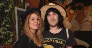 noel fielding wife