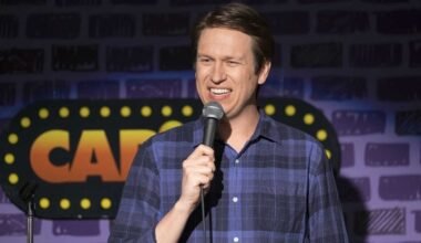pete holmes wife