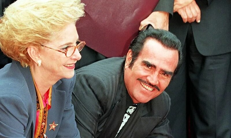vicente fernandez wife