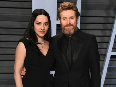 willem dafoe wife