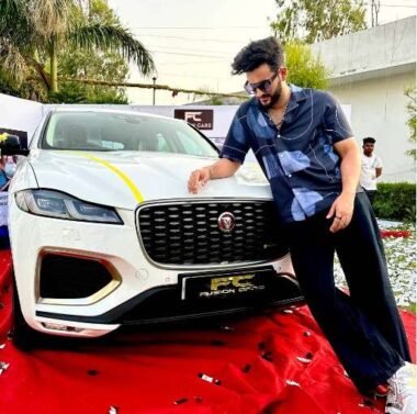 Fukra Insaan Net Worth